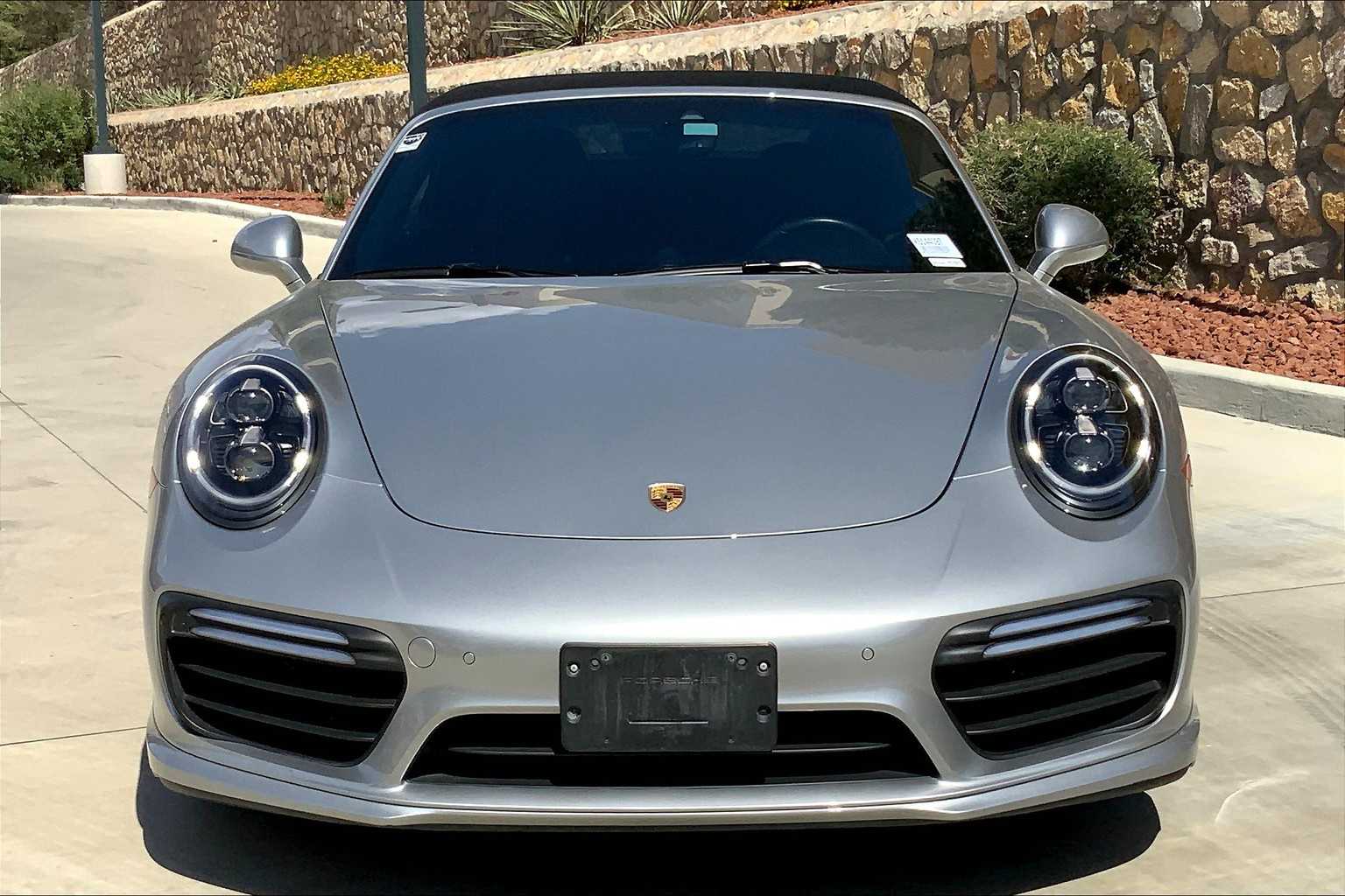 2019 Porsche 911 Turbo S photo 10