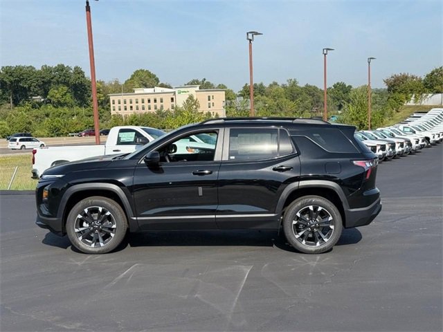 2026 Chevrolet Equinox RS photo 2