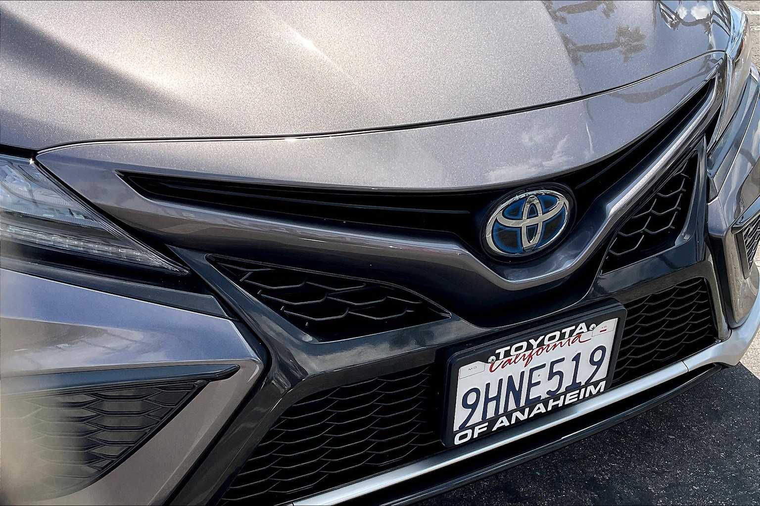 2023 Toyota Camry Hybrid XSE photo 27