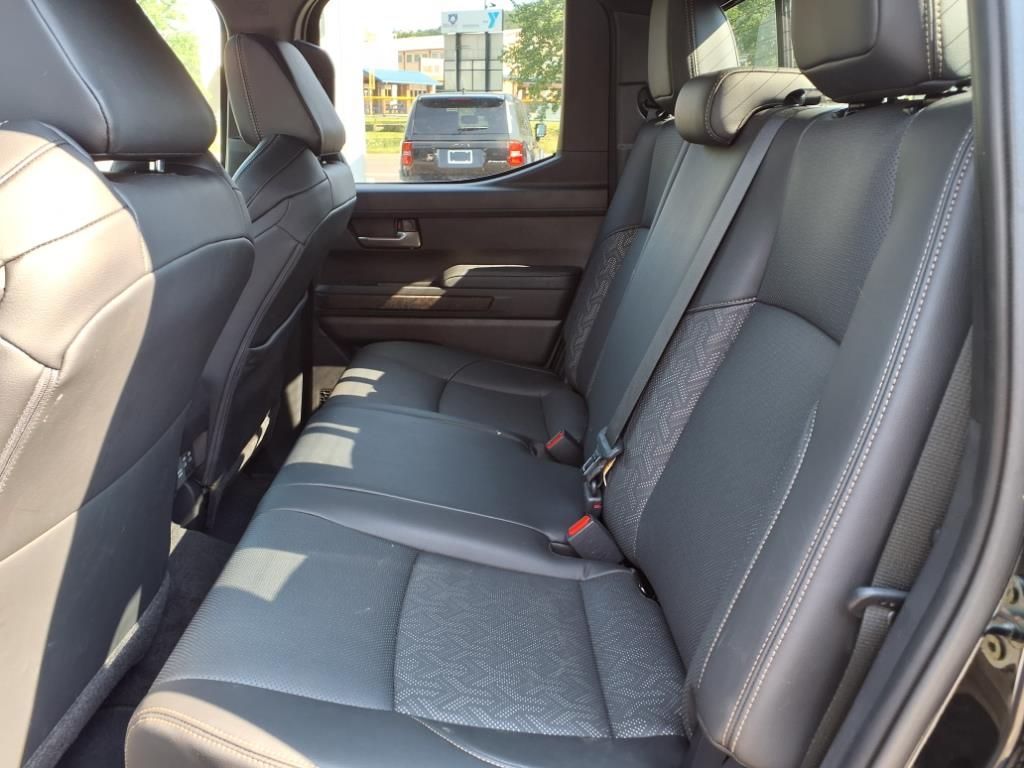 2024 Toyota Tacoma Limited photo 10