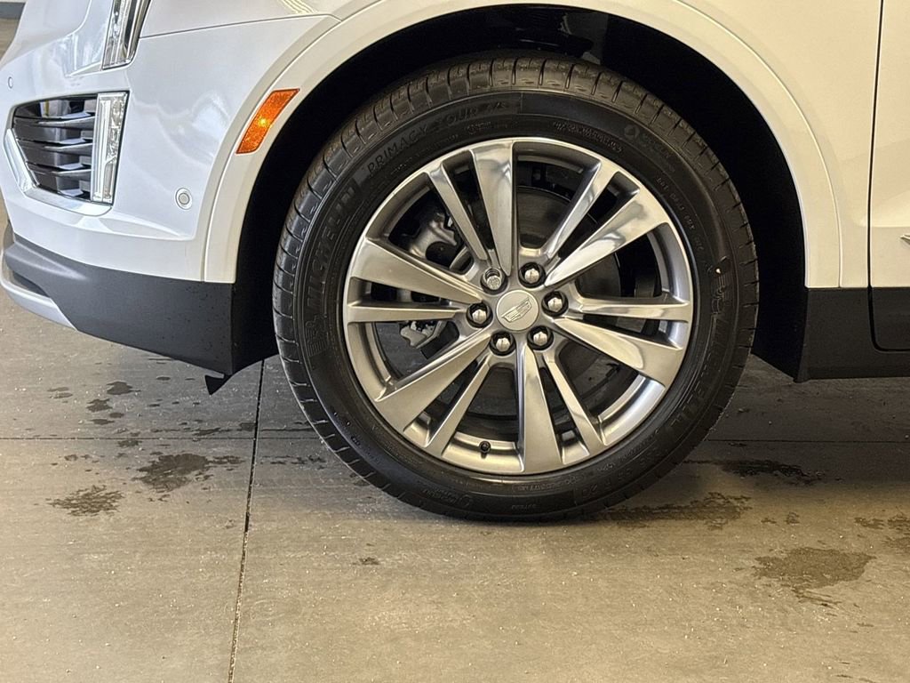 2025 Cadillac XT5 Premium Luxury photo 5