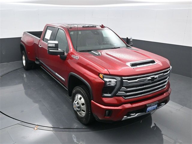 2025 Chevrolet Silverado 3500HD High Country's photo