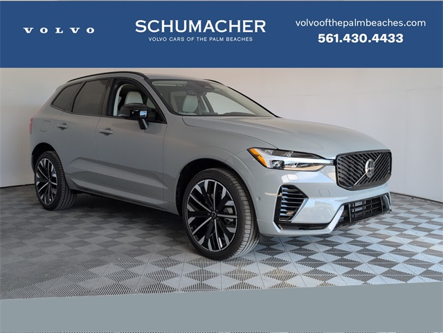 2026 Volvo XC60 Plus's photo