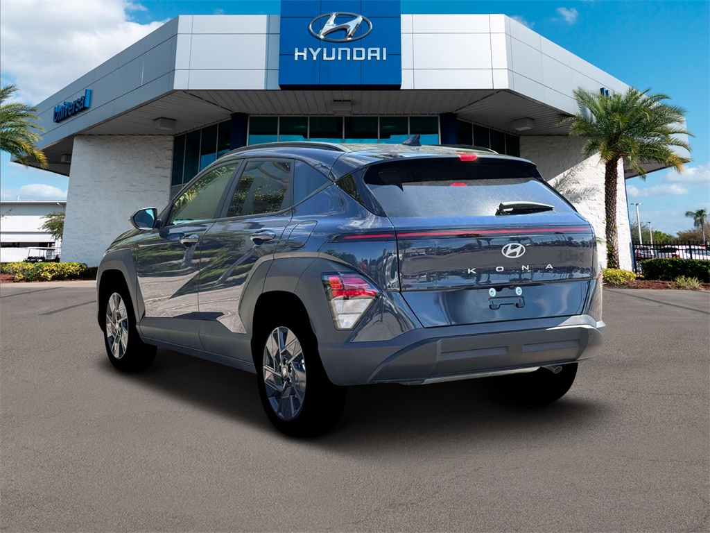 2026 Hyundai Kona SEL photo 3