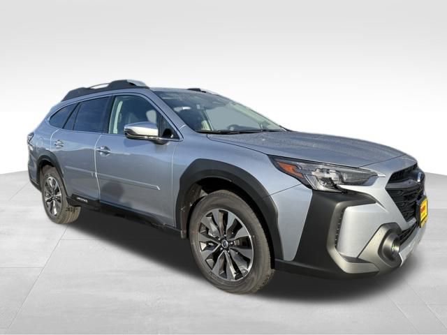 2025 Subaru Outback Touring's photo