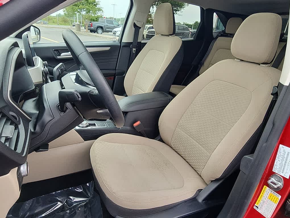 2021 Ford Escape SE Sport photo 8