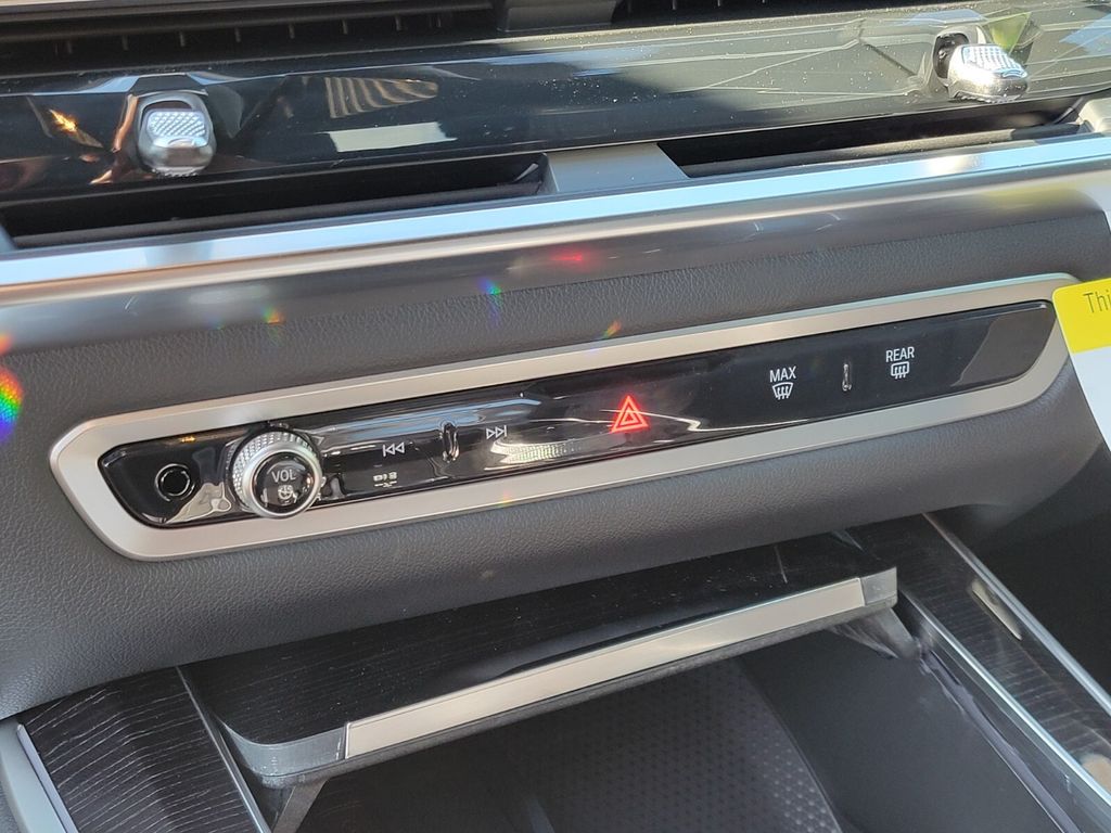 2026 Bmw X5 M60i photo 22