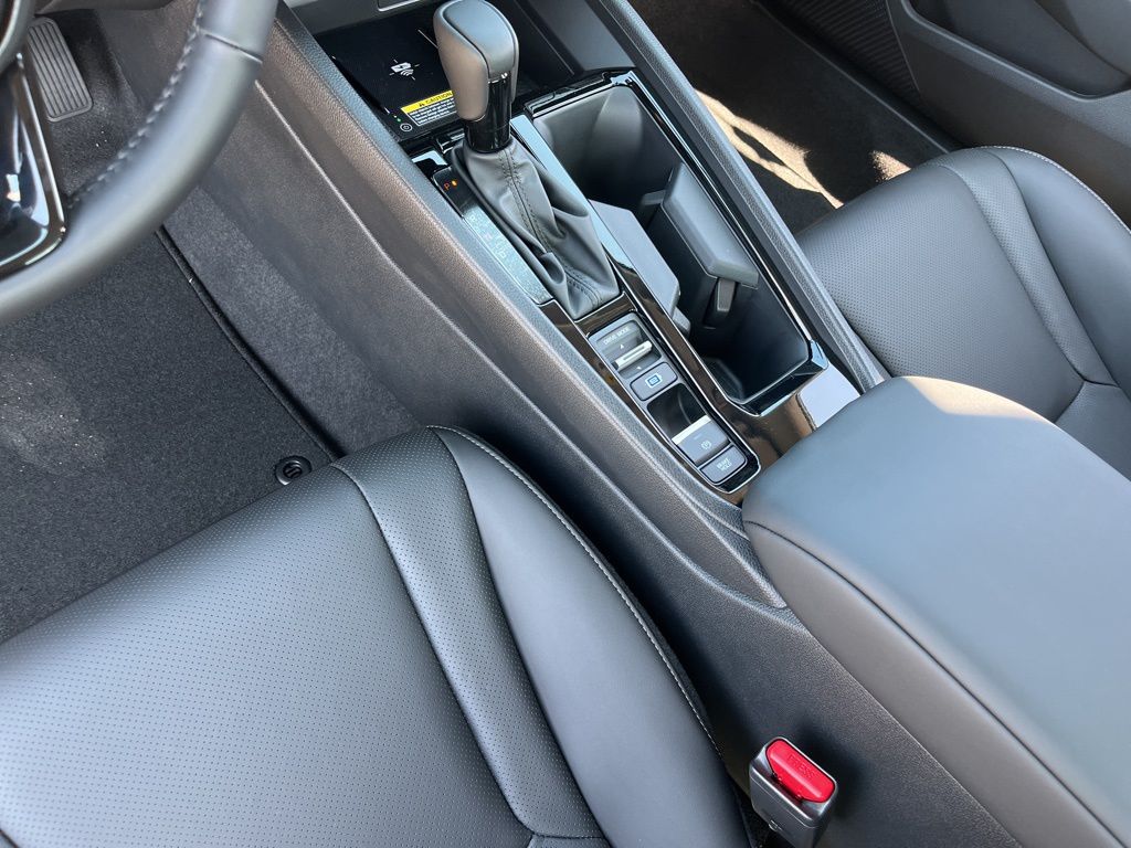 2025 Honda Accord Hybrid EX-L photo 10