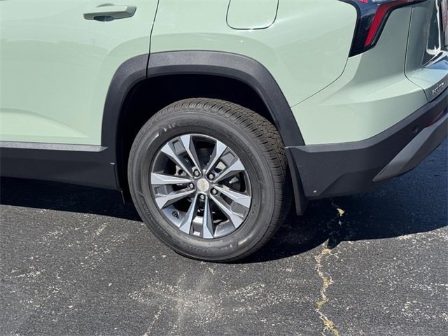 2026 Chevrolet Equinox LT photo 4