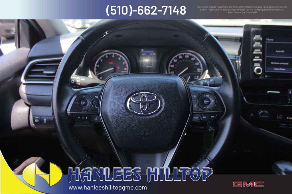 2024 Toyota Camry SE photo 17