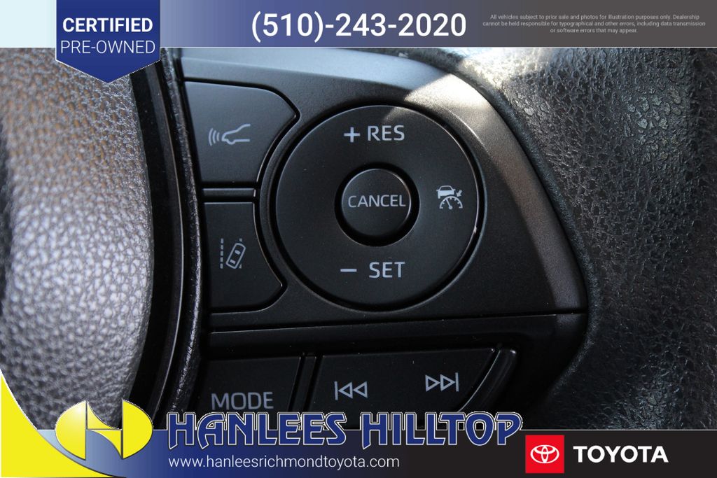 2024 Toyota RAV4 XLE photo 23