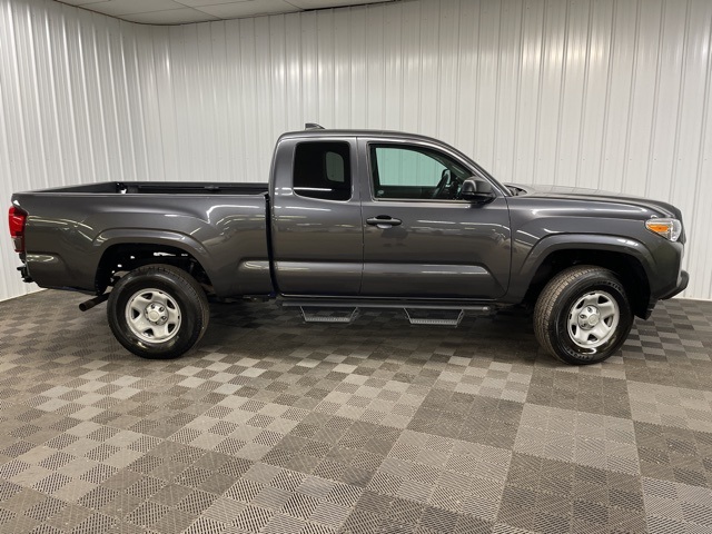 2023 Toyota Tacoma SR Access Cab photo 2