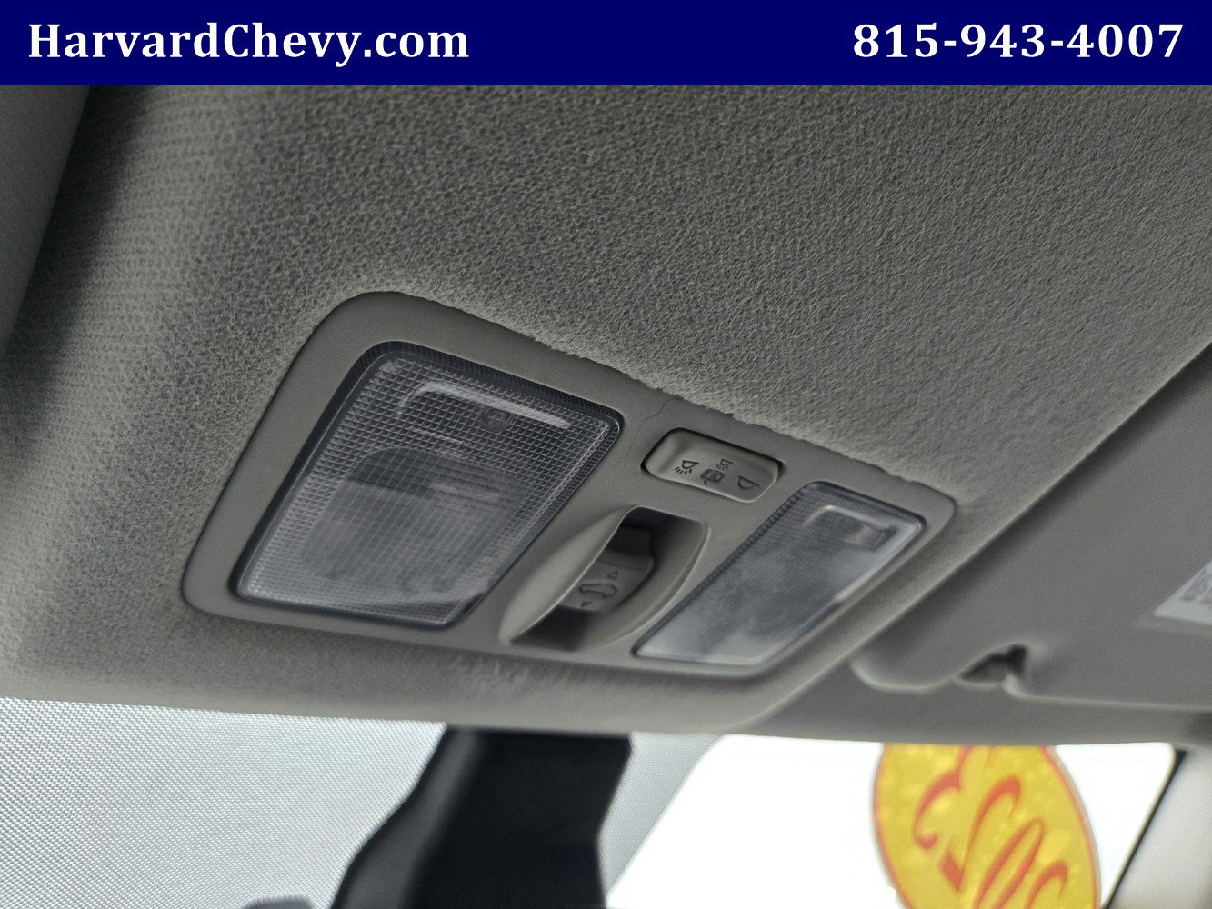 2023 Hyundai Venue SEL photo 3