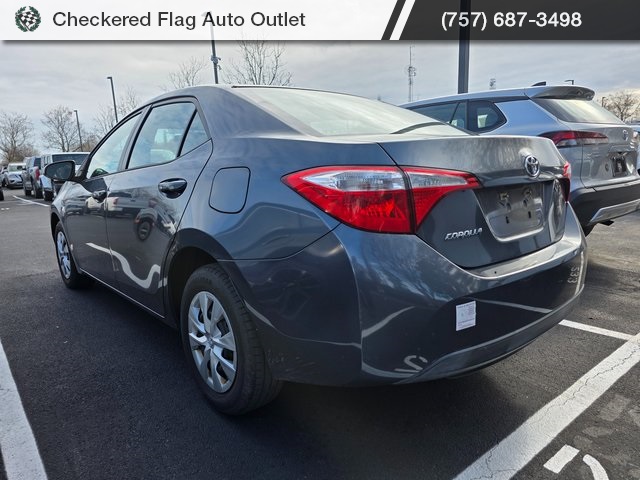 2014 Toyota Corolla LE photo 4