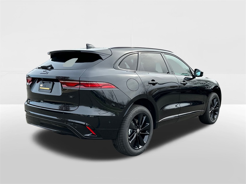 2026 Jaguar F-PACE P250 R-Dynamic S photo 2