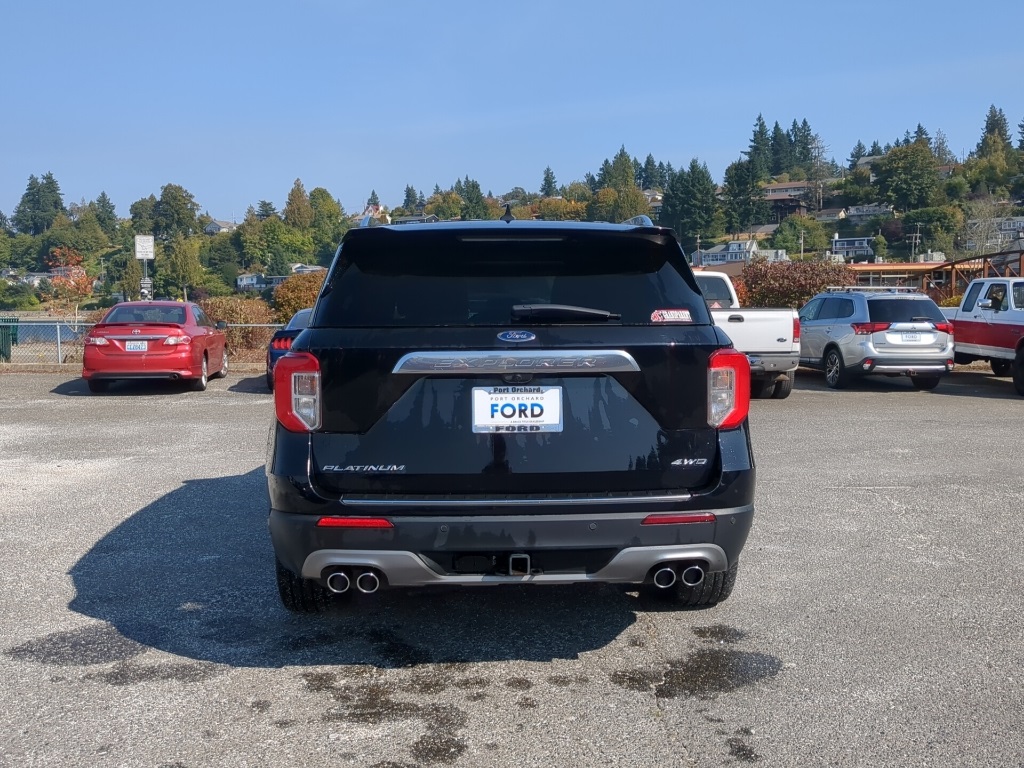 2021 Ford Explorer Platinum photo 13