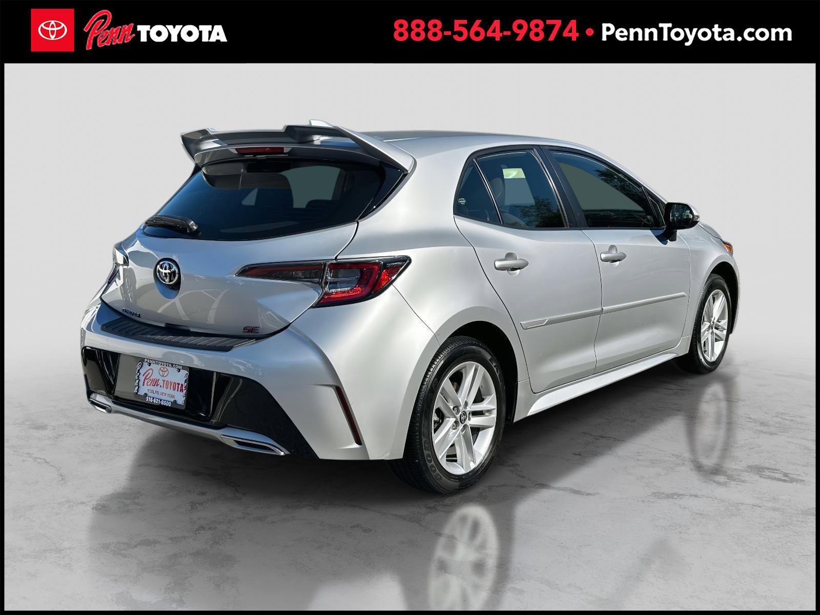 2022 Toyota Corolla SE photo 3