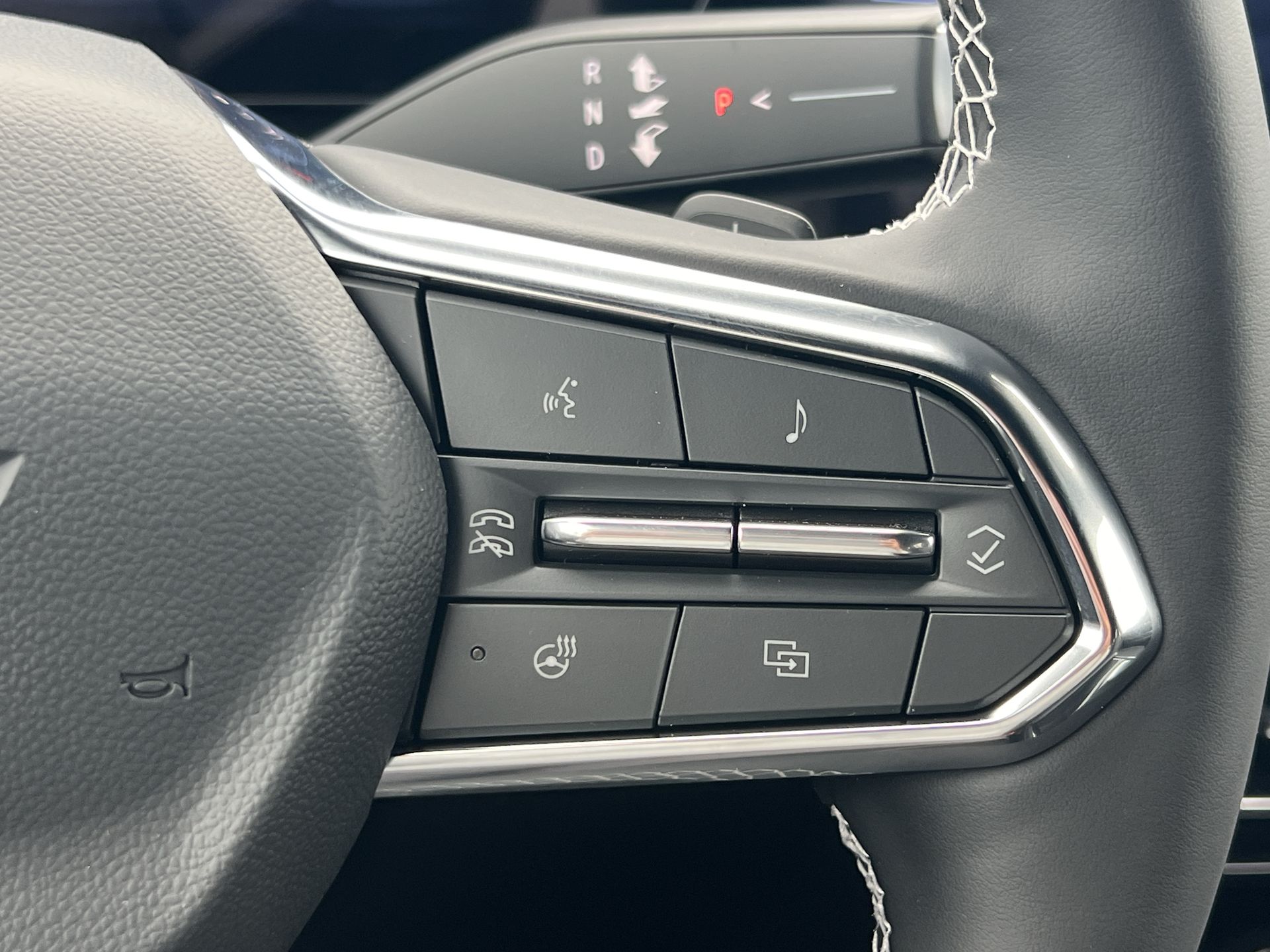 2026 Chevrolet Traverse photo 8