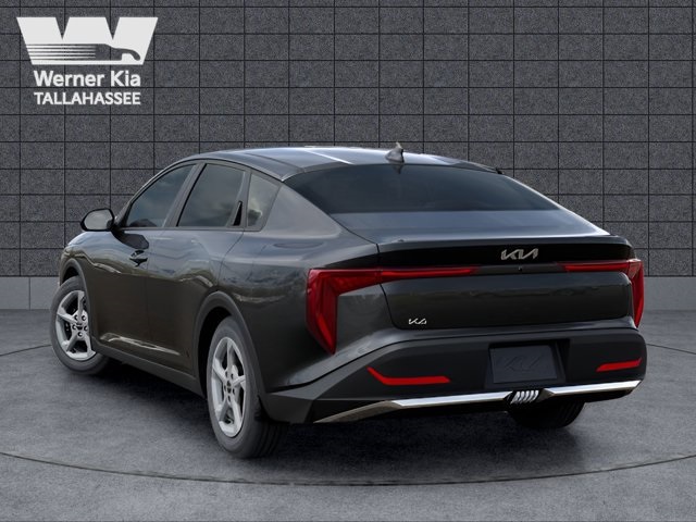 2025 Kia K4 LXS photo 2