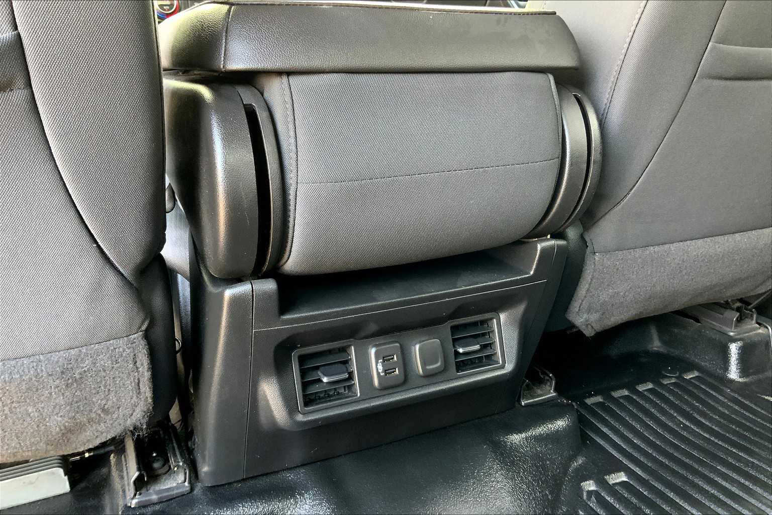 2021 Chevrolet Silverado 2500HD LT photo 29