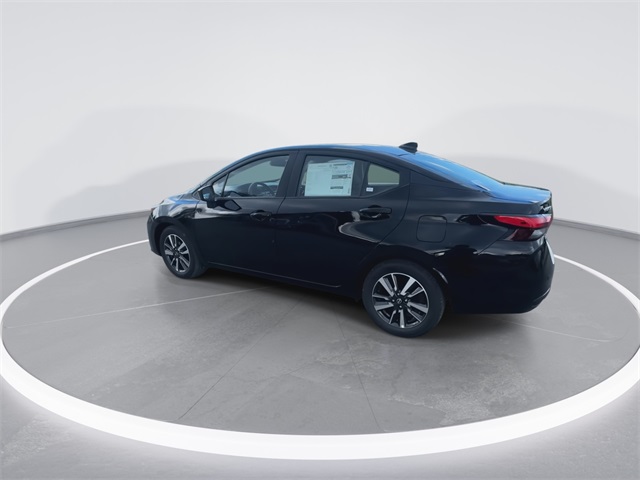 2025 Nissan Versa 1.6 SV photo 6