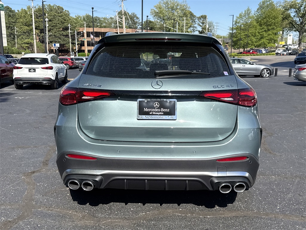2025 Mercedes Benz GLC 43 AMG photo 4