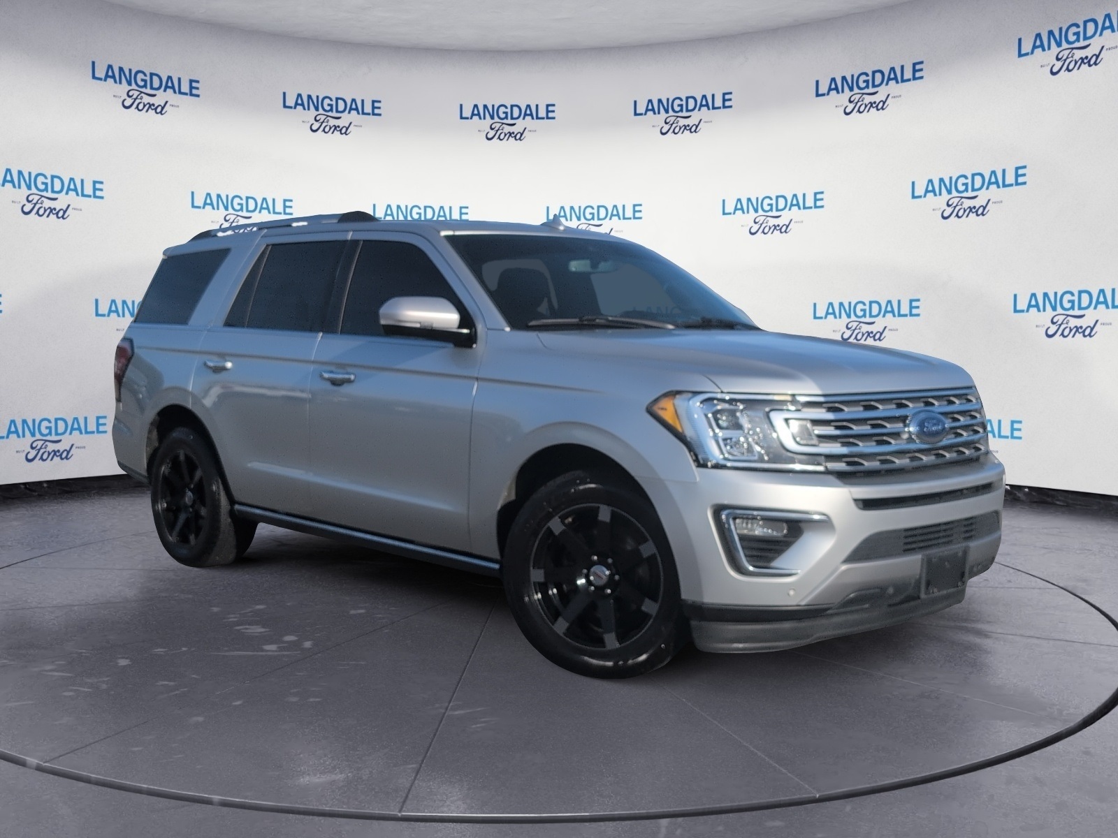2019 Ford Expedition Limited's photo