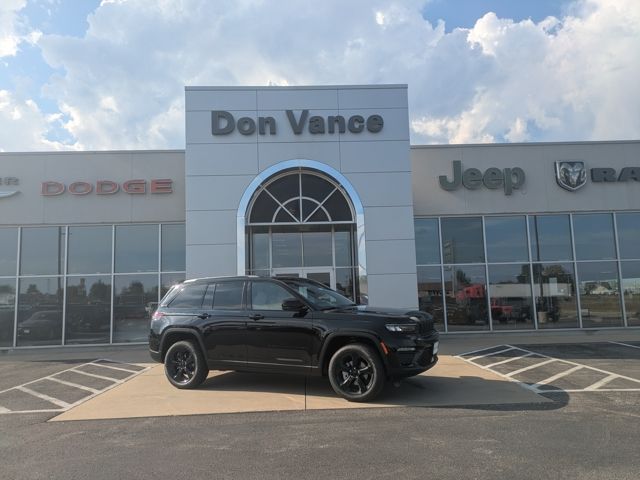 2025 Jeep Grand Cherokee Limited's photo