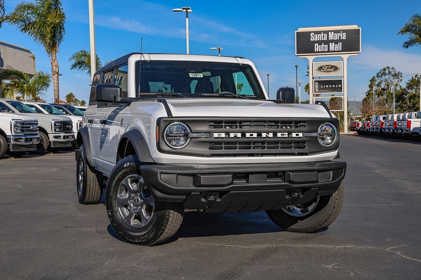 2025 Ford Bronco 4-Door Big Bend's photo