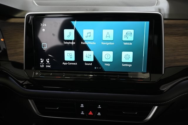 2026 Volkswagen Atlas SEL photo 4