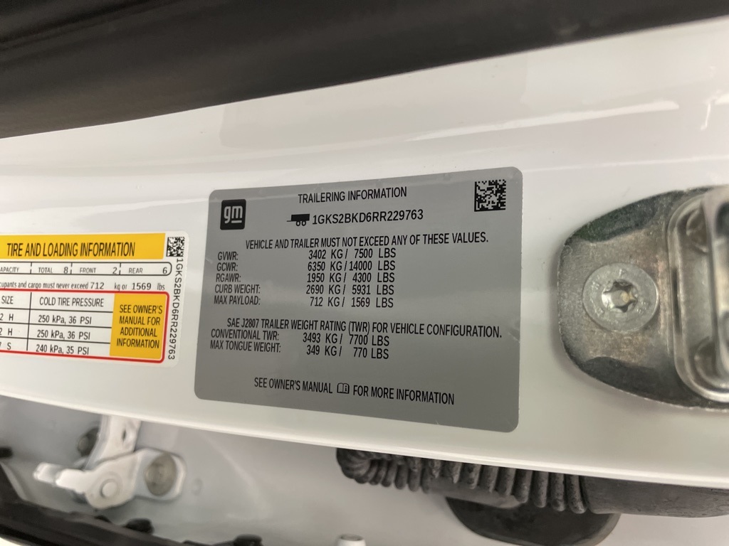 2024 Gmc Yukon SLT photo 29