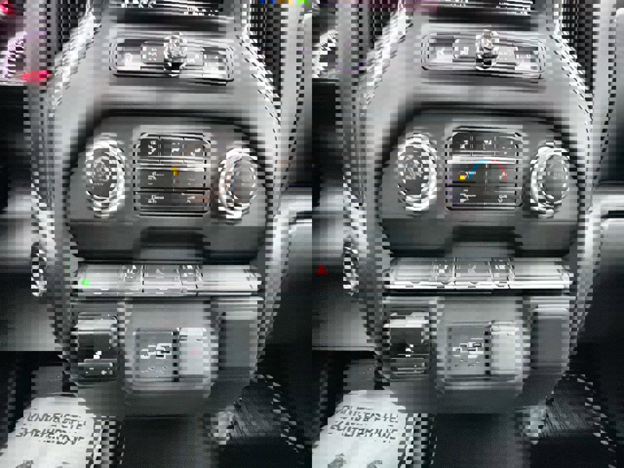 2024 Chevrolet Silverado 3500HD photo 6