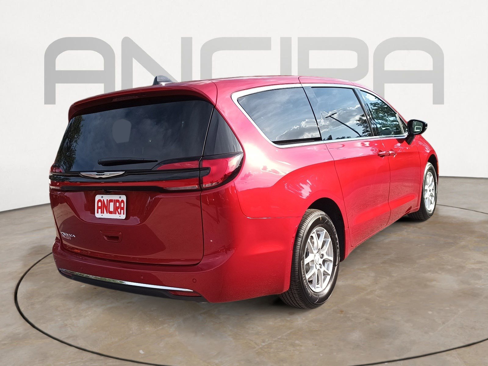 2026 Chrysler Pacifica photo 10