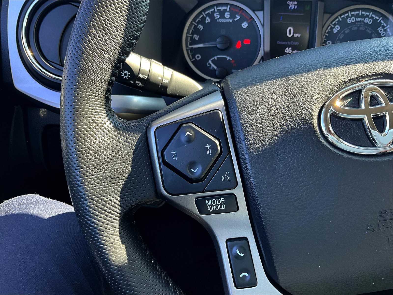 2021 Toyota Tacoma SR5 photo 22