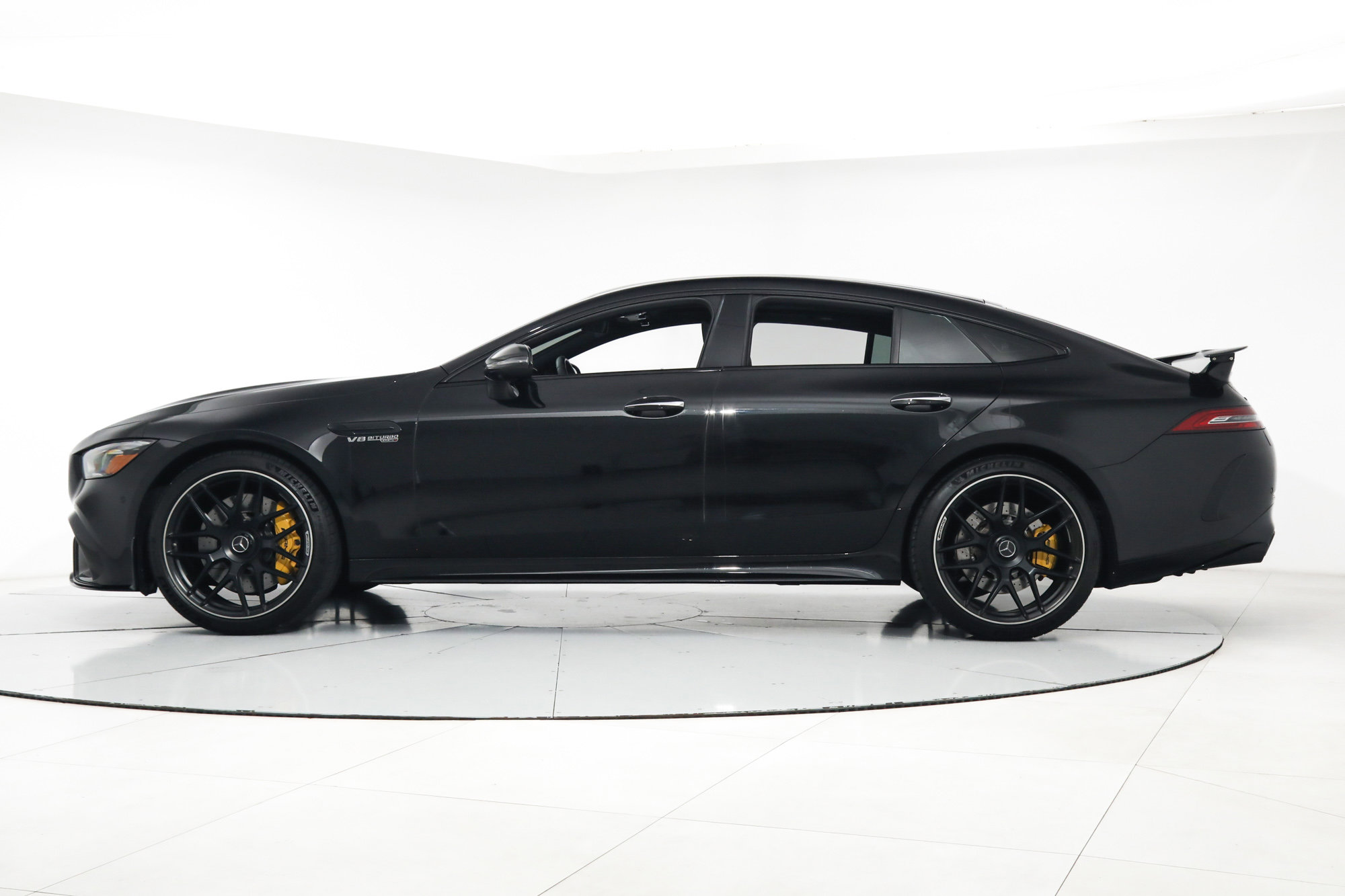 2021 Mercedes Benz AMG GT 63 S photo 2
