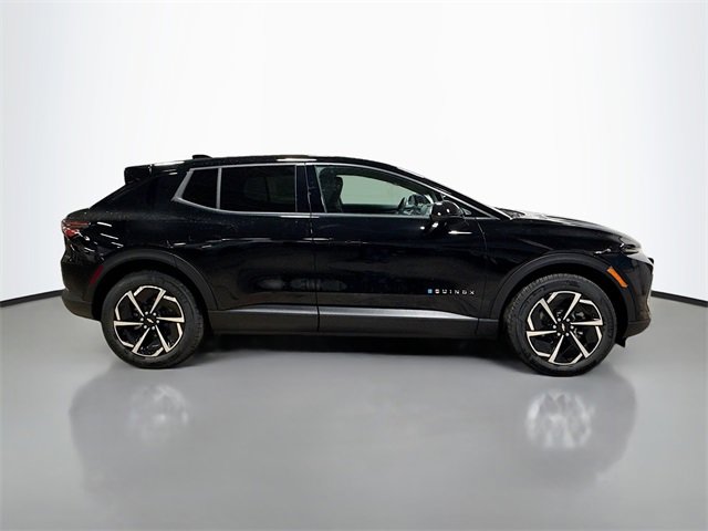 2026 Chevrolet Equinox EV 1LT photo 4