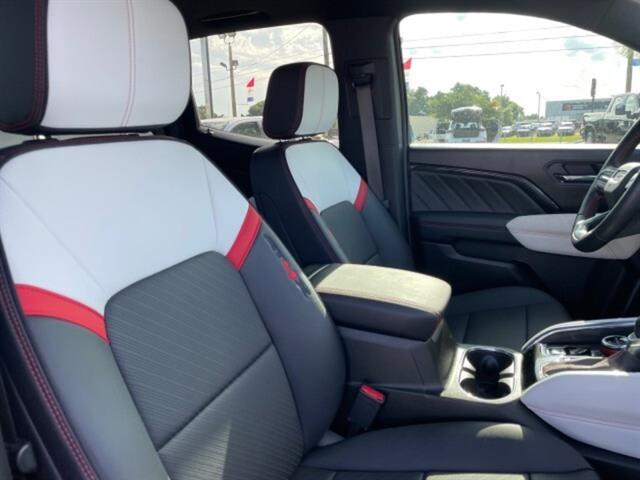 2024 Gmc Canyon AT4X photo 9