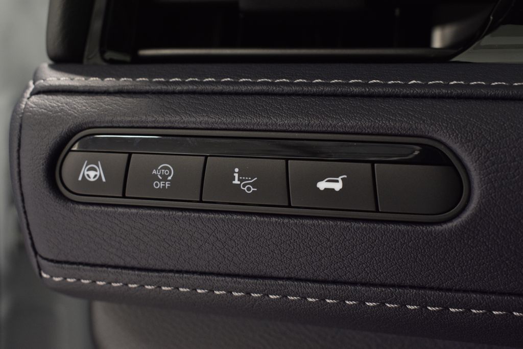 2026 Infiniti QX80 Sensory photo 15
