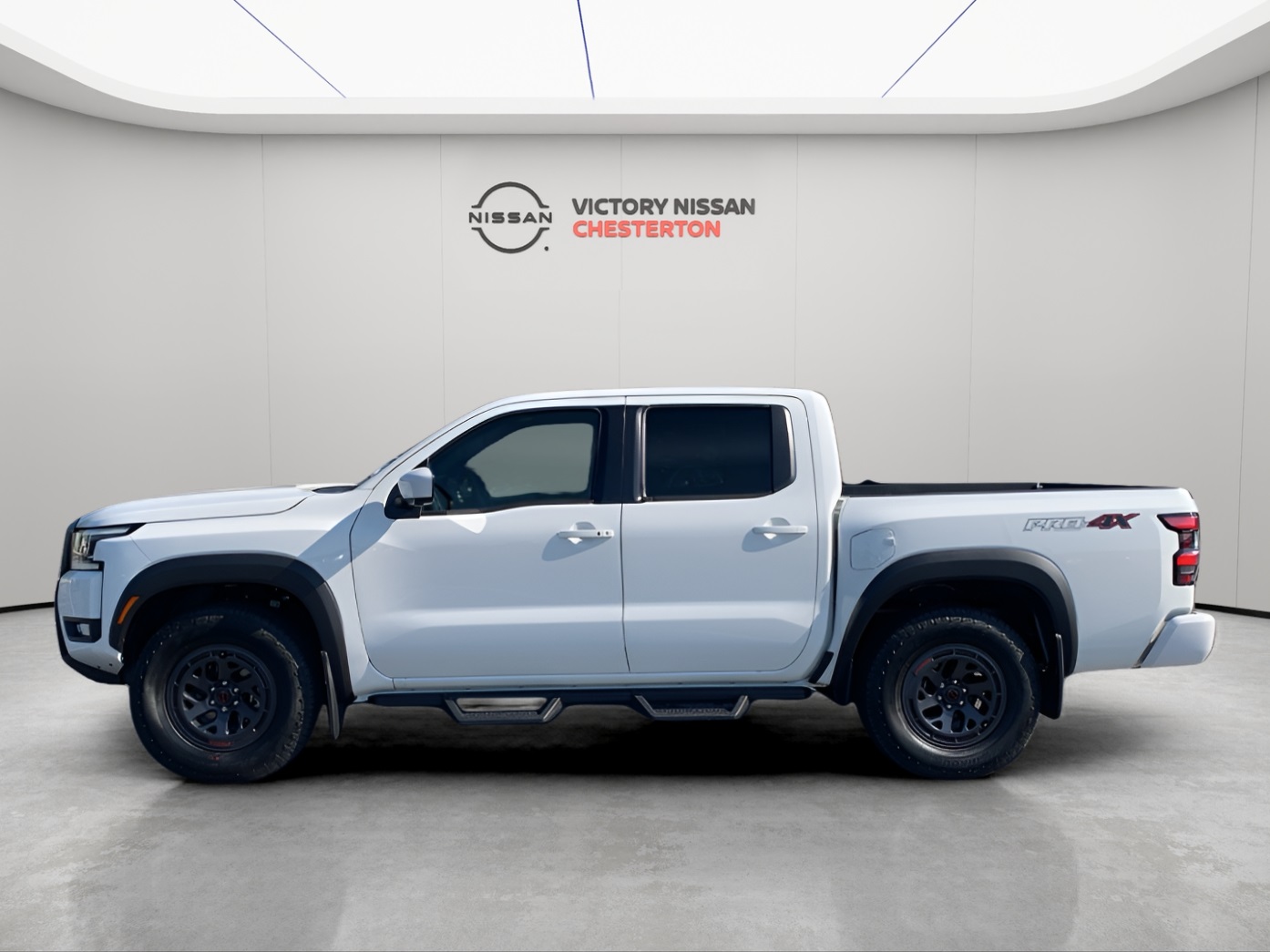 2026 Nissan Frontier Crew Cab PRO-4X photo 2
