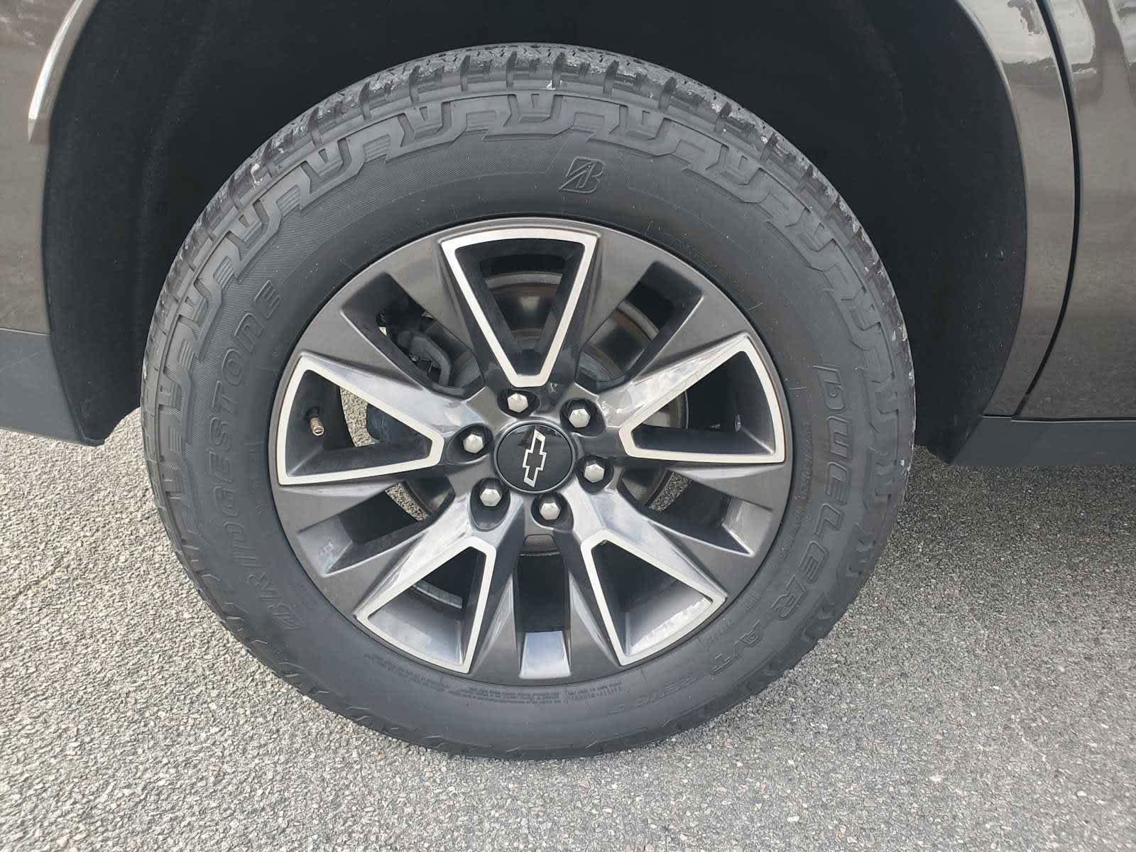 2021 Chevrolet Tahoe Z71 photo 3