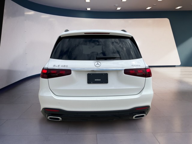 2024 Mercedes Benz GLS 450 4MATIC photo 4