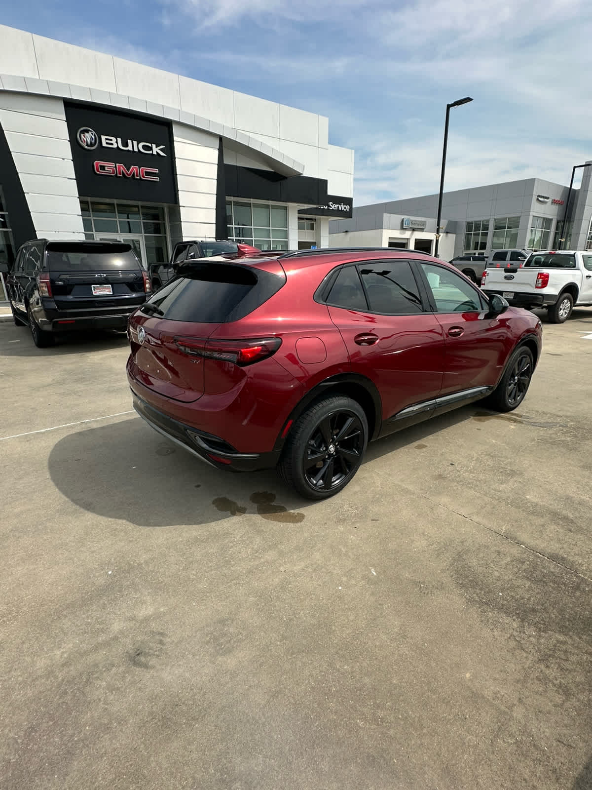 2023 Buick Envision Essence photo 5