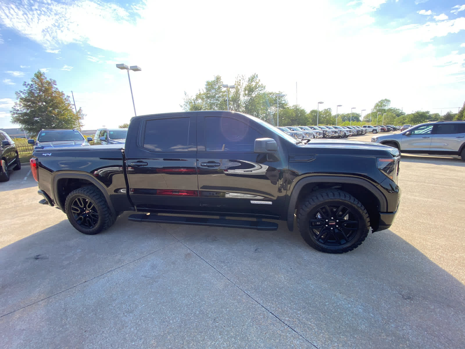 2022 Gmc Sierra 1500 Elevation photo 5