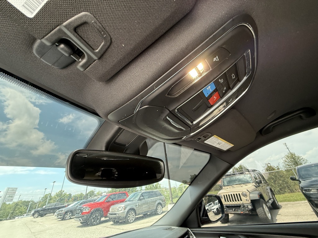 2023 Jeep Grand Cherokee Altitude photo 20