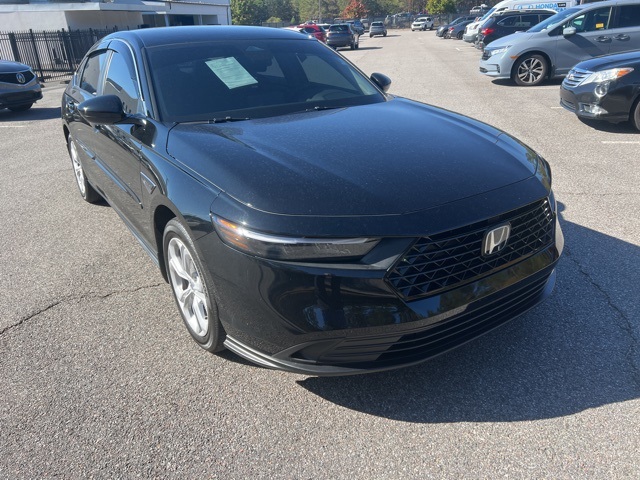 2024 Honda Accord LX's photo