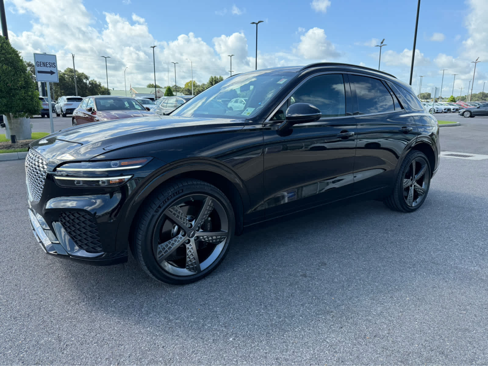 2024 Genesis GV70 3.5T Sport photo 3
