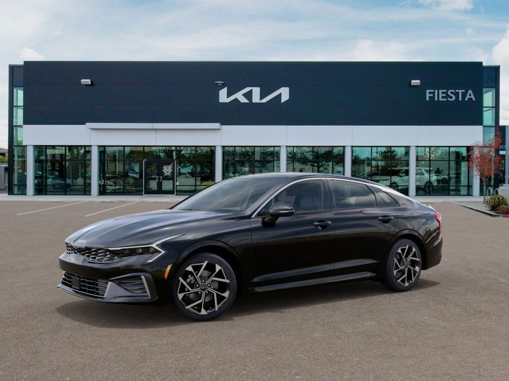 2025 Kia K5 EX photo 3