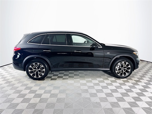 2025 Mercedes Benz GLC 350e 4MATIC photo 8
