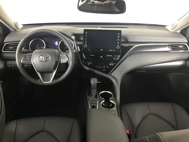 2024 Toyota Camry XLE photo 13