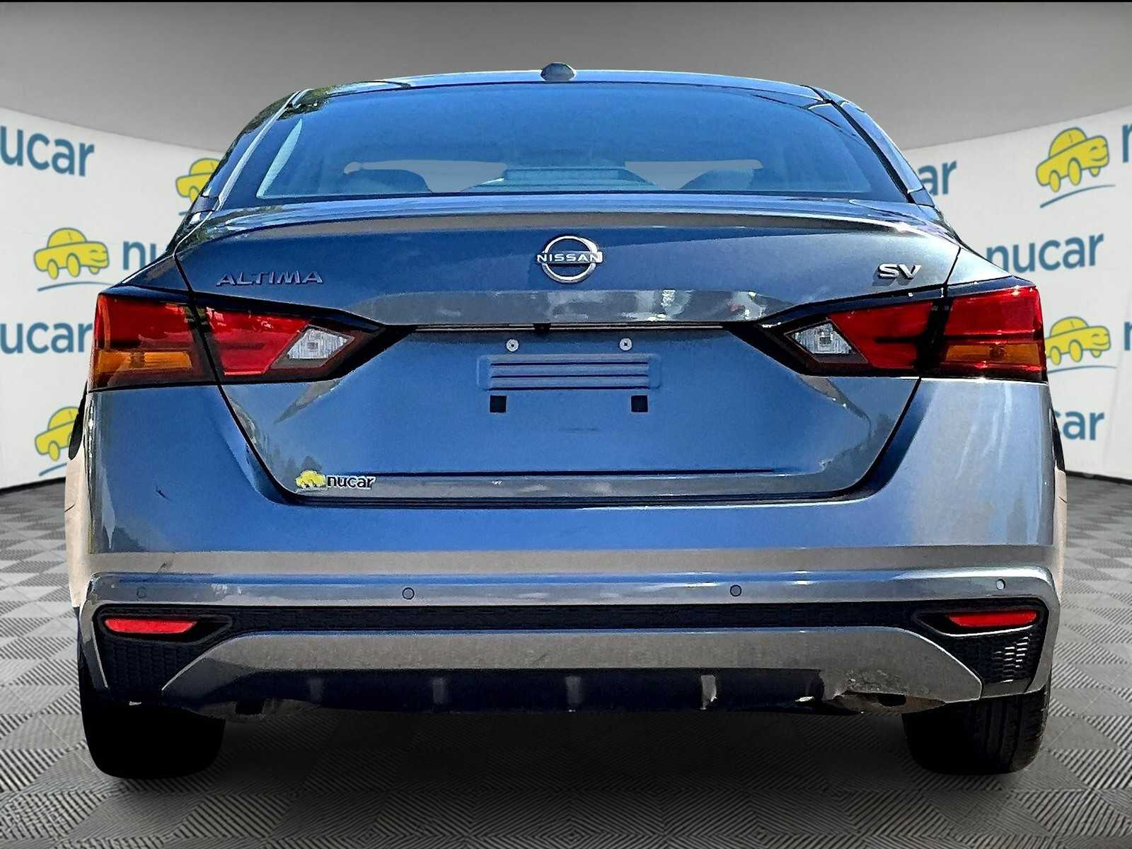 2023 Nissan Altima 2.5 SV photo 5